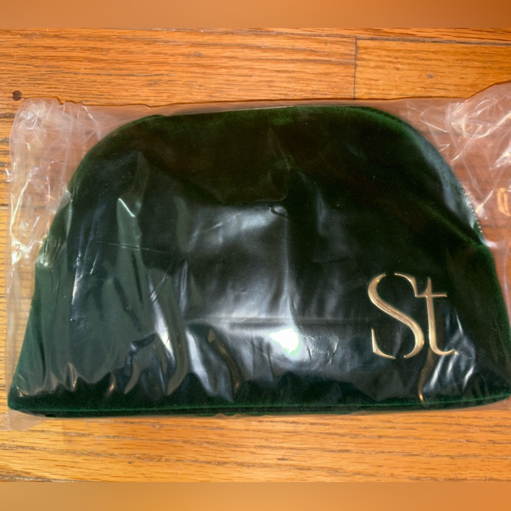 Seint Emerald Makeup Bag